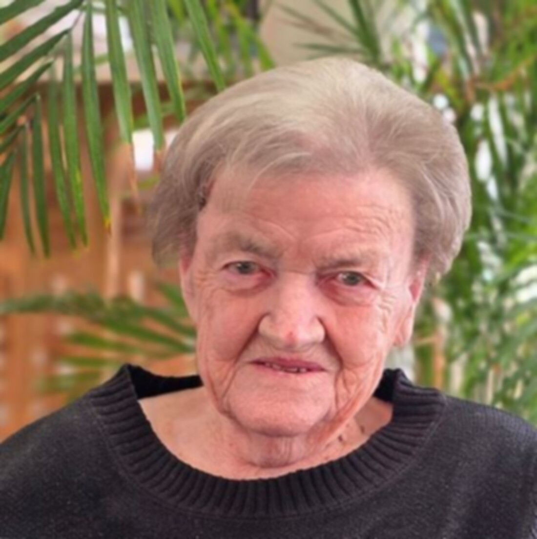 Frau Leder_8gwh0haypmqd.JPG